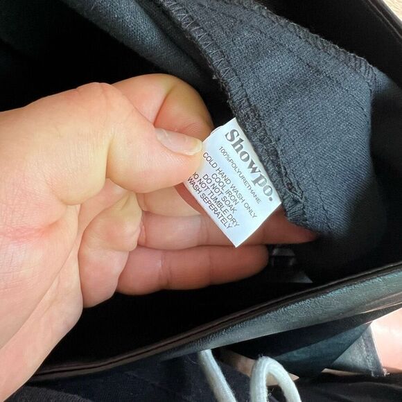 Showpo Women's Black Leather Flat Front Thigh Split A-Line Mini Skirt Size 10 - Picture 4 of 4